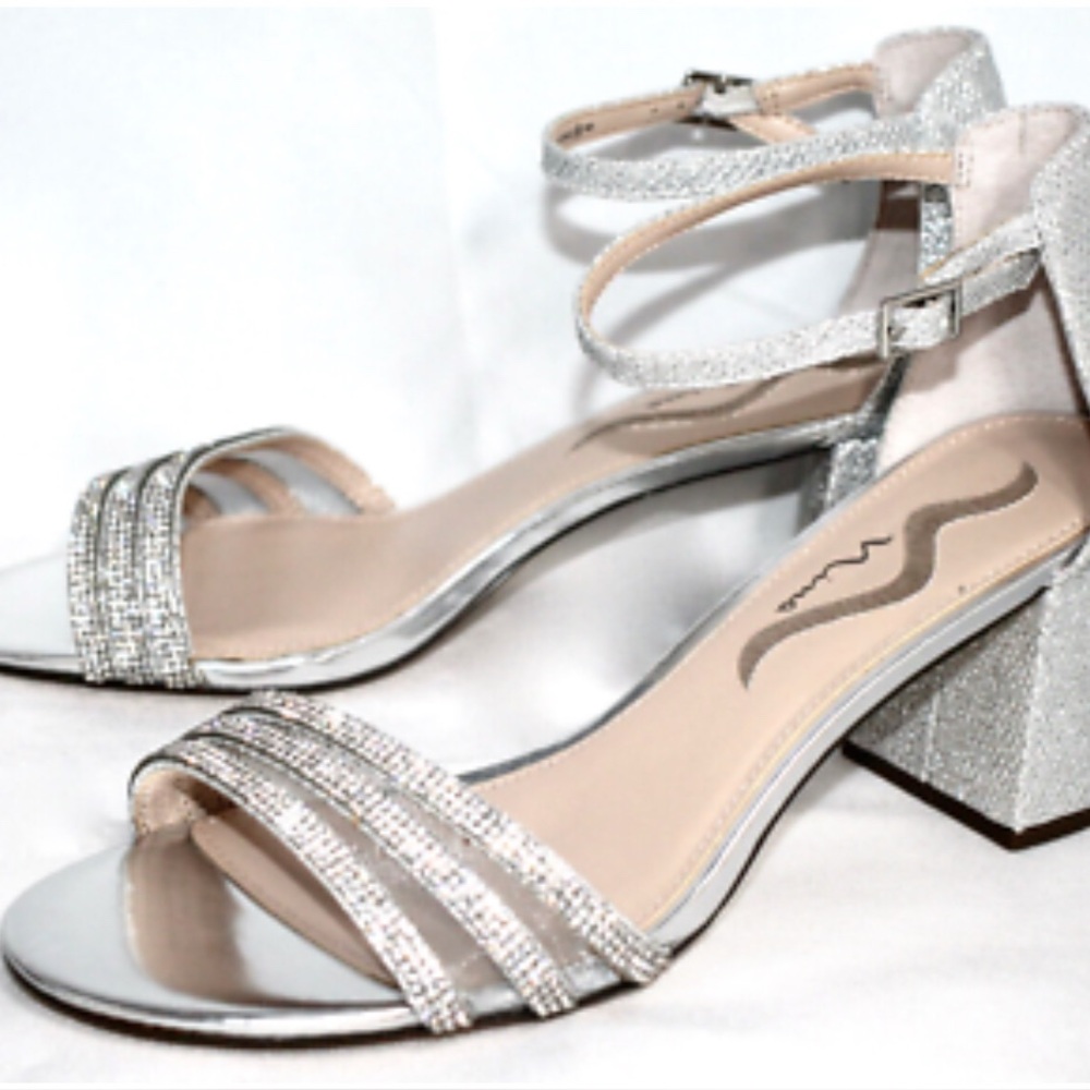 New N by Nina Nagoya Silver Rhinestone, Strappy Block Heel Sandals Size 9.5